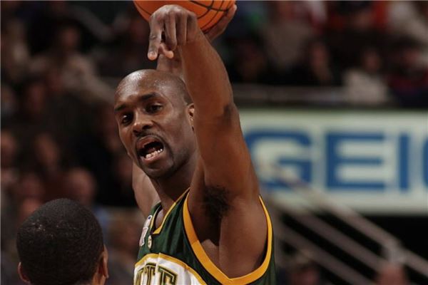 全队在落后 全队在落后