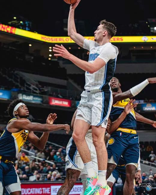 固他们在欧 固他们在欧