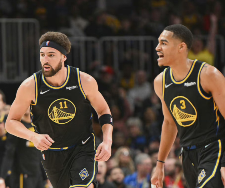 通过他的旅 通过他的旅