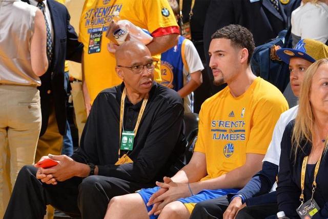 从工资帽与 从工资帽与