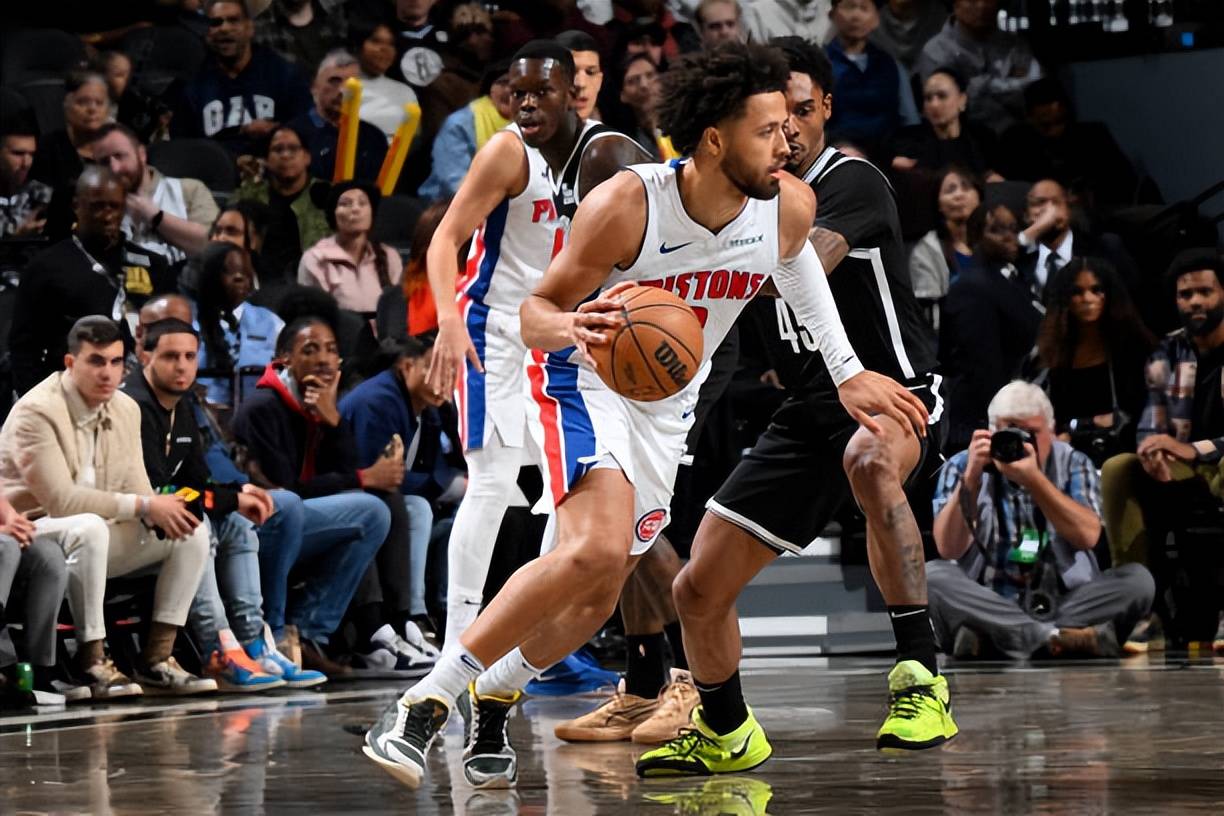 边路稳健与 边路稳健与